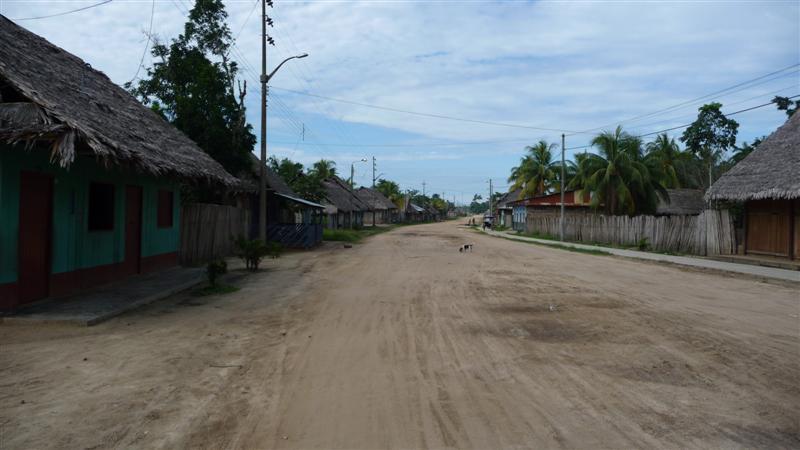 Main road in Lagunas