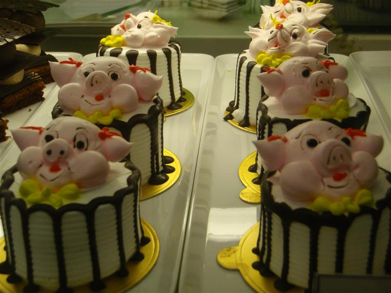 Three little piggies!  Bakery in Saigon