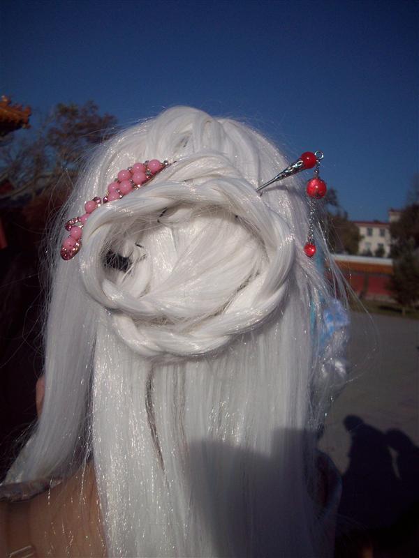 Cool wig