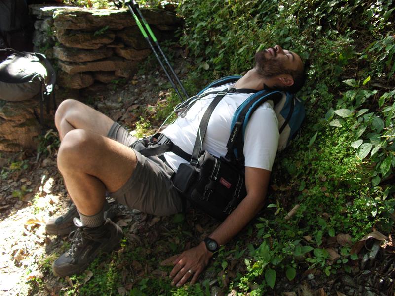 Jose descansando / resting